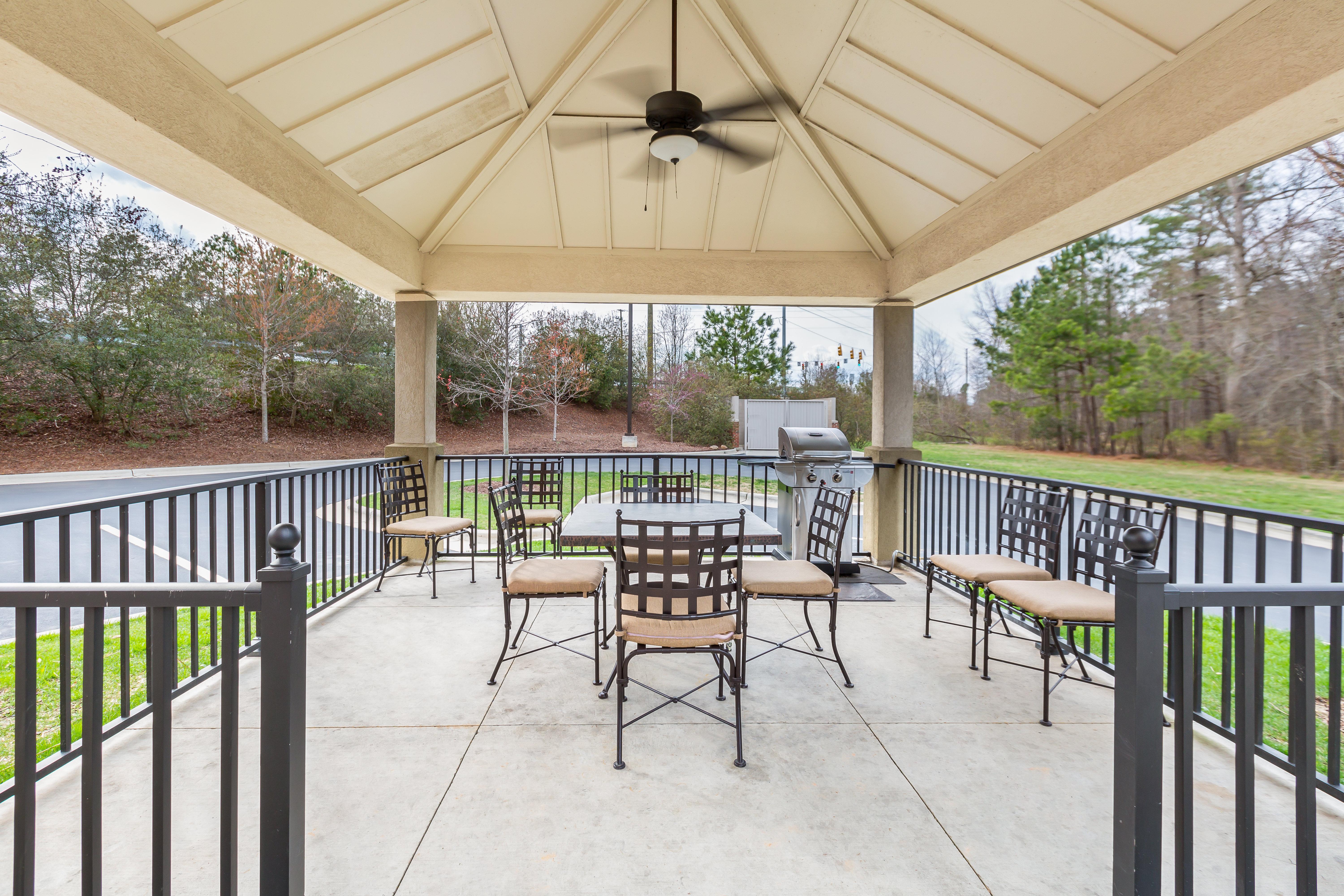 Candlewood Suites Apex Raleigh Area By Ihg Екстериор снимка